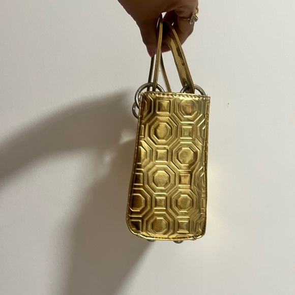 Gold bag - Picture 2 of 3